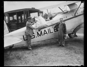 Charles Lindberg preparing for an airmail run between St. Louis and Chicago. (Photo courtesy of the Library of Congress.)